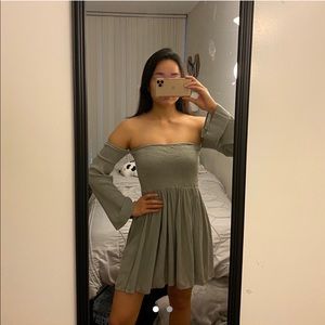 Tobi Off The Shoulder Dress